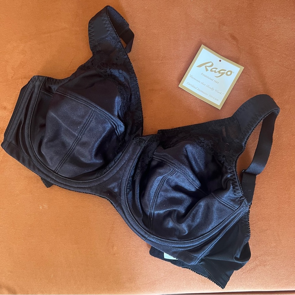 NWT Rago Shapewear Full Figure Underwire Bra - Black